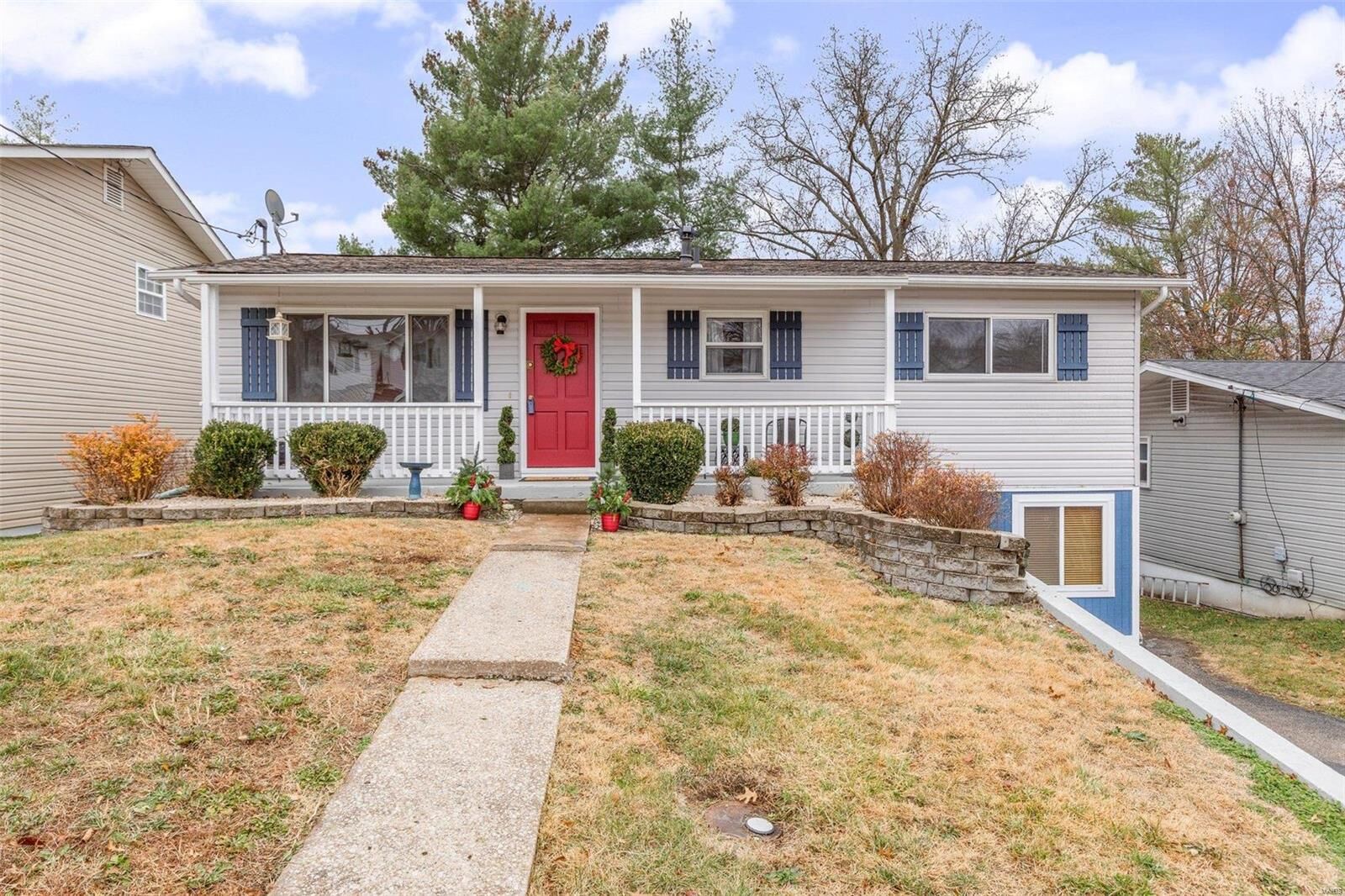 Property Photo: 16 Darby Lane MO 63019