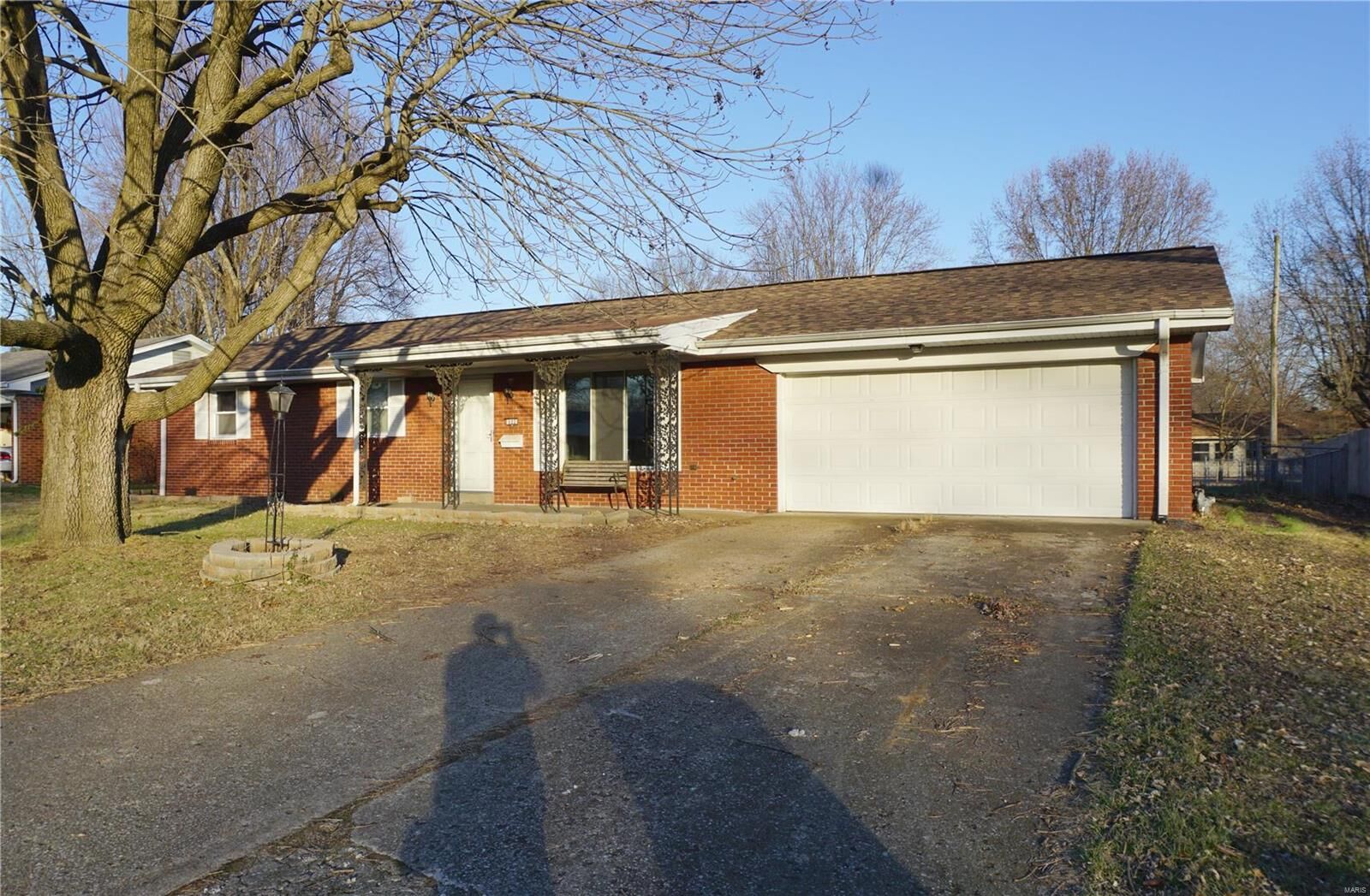 Property Photo:  122 Marilyn Drive  IL 62226 
