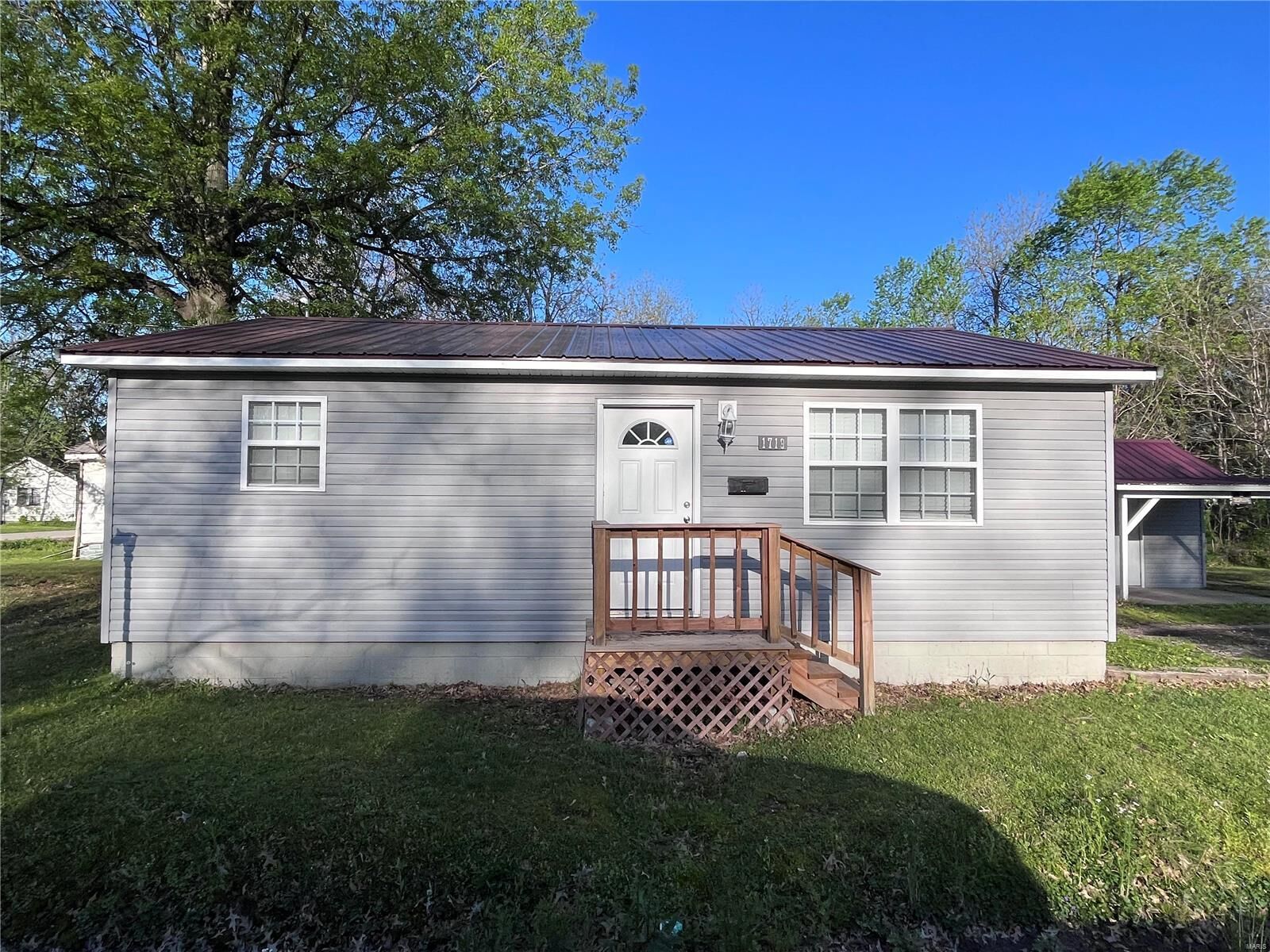 Property Photo: 1719 Cross Street MO 63901