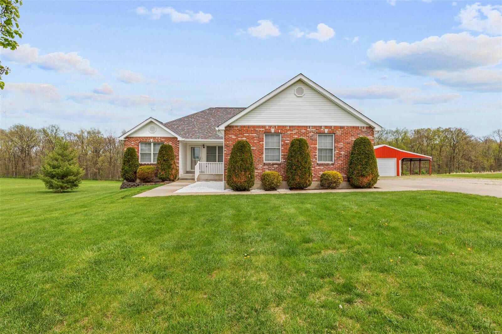 Property Photo: 1048 Ridgewood Farms Road MO 63640