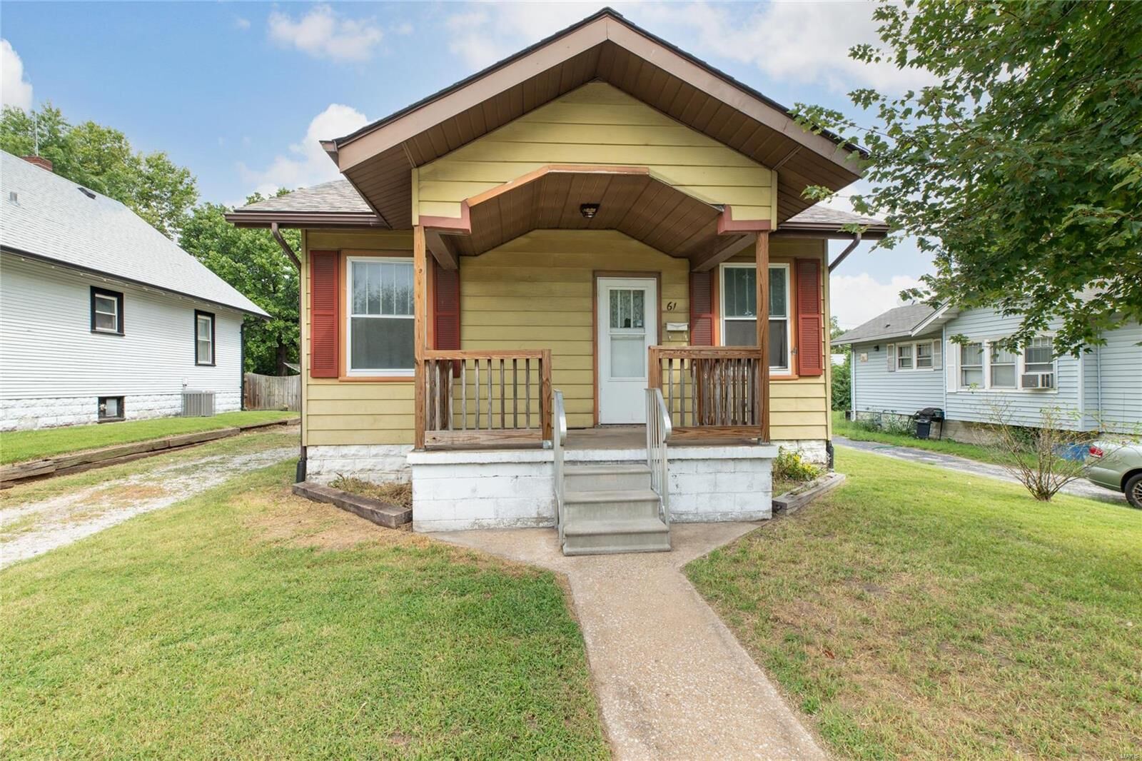 Property Photo: 61 Harnett Avenue IL 62095