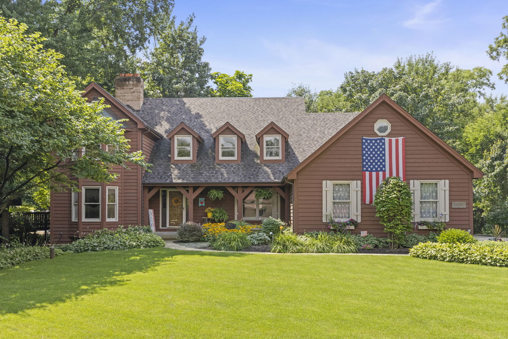 Property Photo:  28W041 Greenview Avenue  IL 60555 