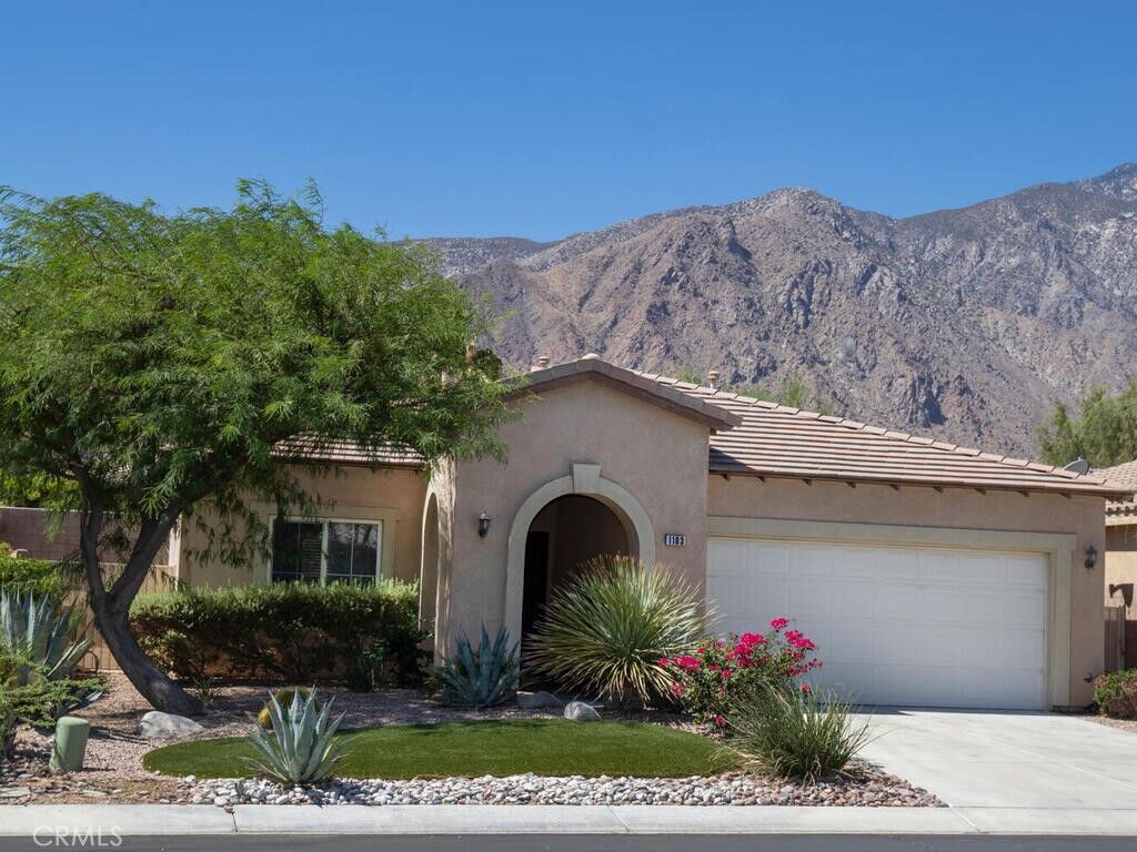 Property Photo:  1103 Alta Cresta  CA 92262 