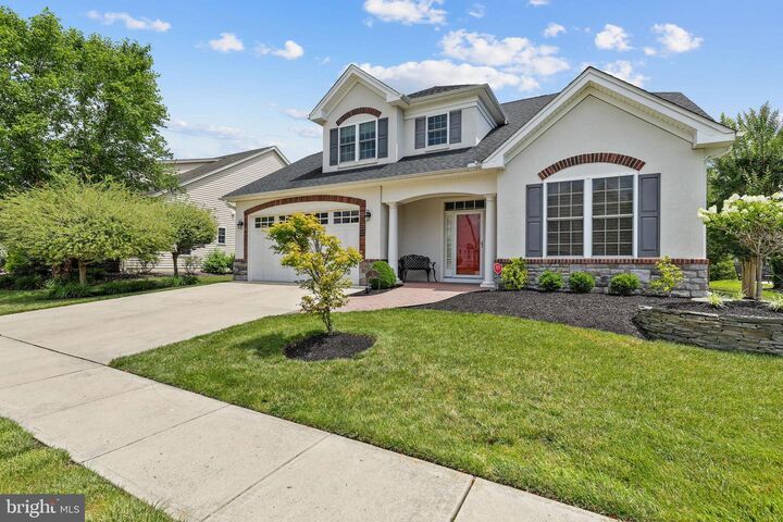 Property Photo: 4 Eydon Court NJ 08055