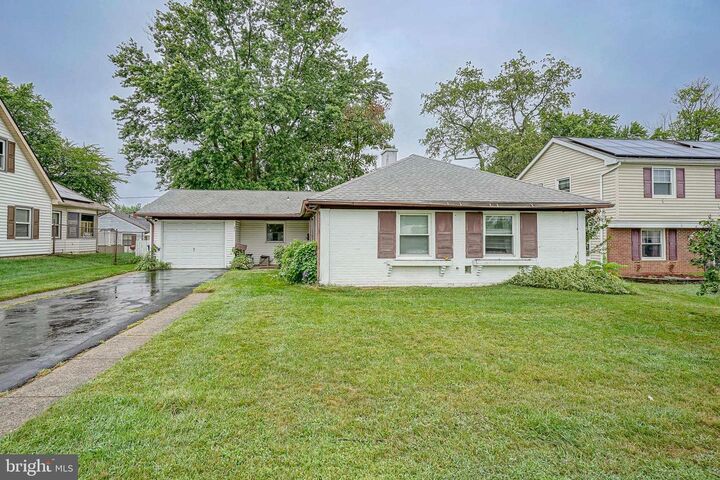 31 Medley Lane  Willingboro NJ 08046 photo
