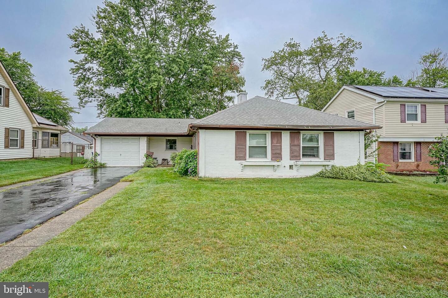 Property Photo: 31 Medley Lane NJ 08046