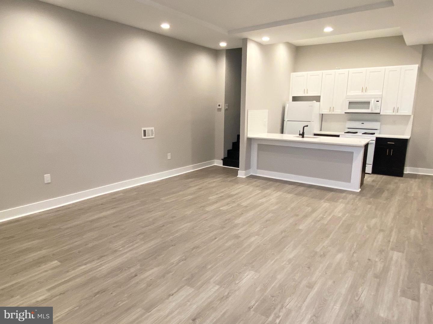 Property Photo: 1416 S 20th Street PA 19146