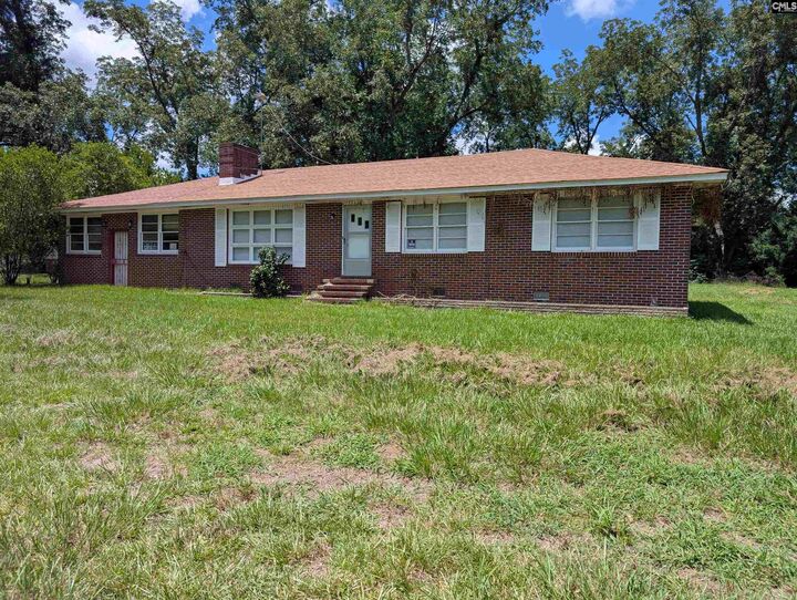 Property Photo: 718 Hwy S 38-140 SC 29047