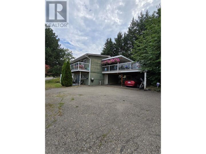 Property Photo:  2030 Auto Road Southeast  BC V1E 2J7 