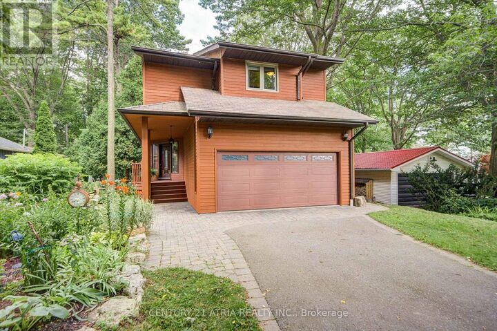 Photo de la propriété: 2671 Thickson Road South ON L1N 6J3