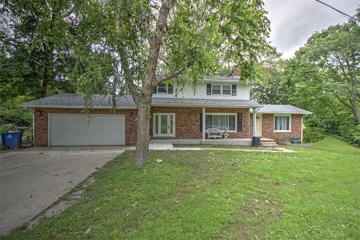 Property Photo: 232 S 8th Street IL 62561