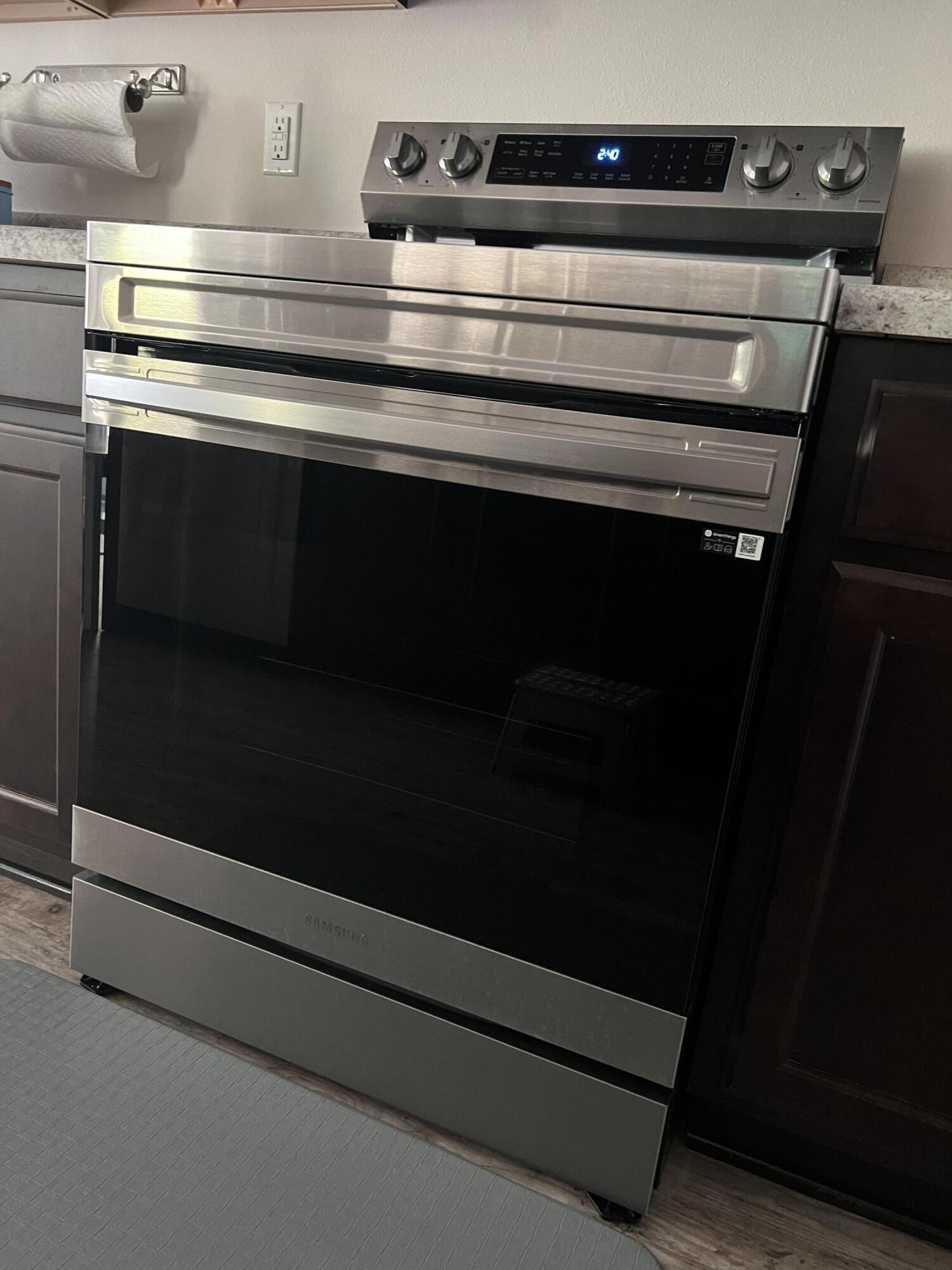 Property Photo:  4912 Kensington Lane  FL 32539 