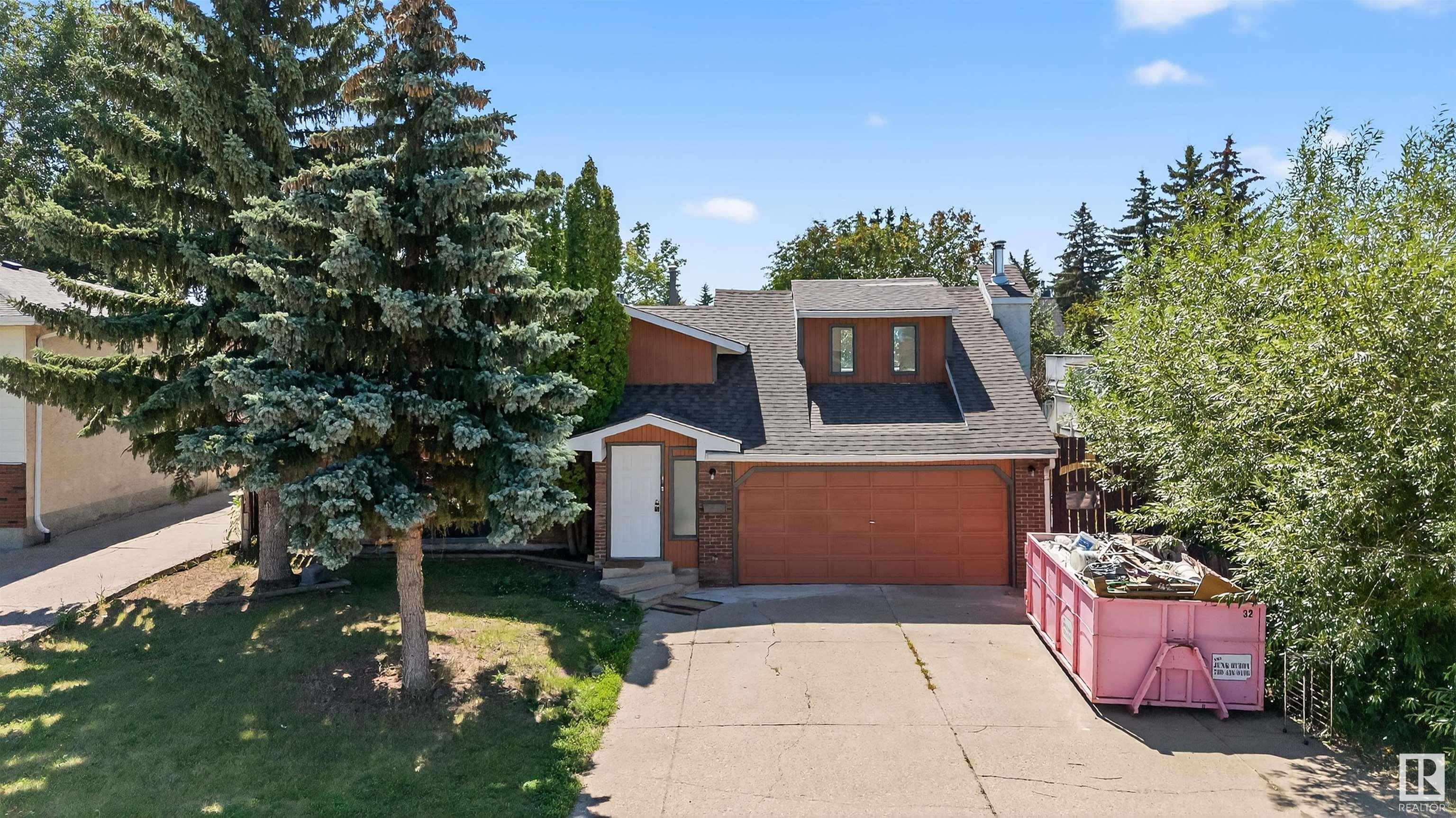 Property Photo: 8603 33 Avenue NW AB T6K 2X9
