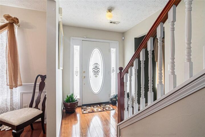 Property Photo: 859 Kilkenny Circle Circle GA 30058