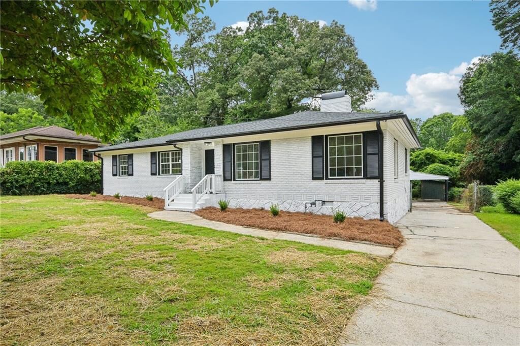 Property Photo:  1343 Downs Drive SW  GA 30311 