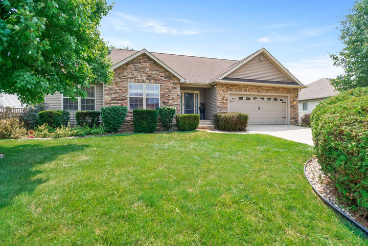 Property Photo: 2253 Carlisle Lane IN 46385