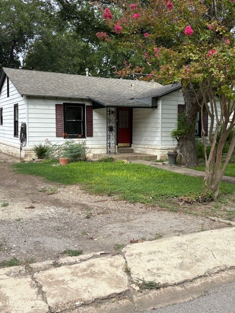 Property Photo:  508 W Jefferson St  TX 78028 