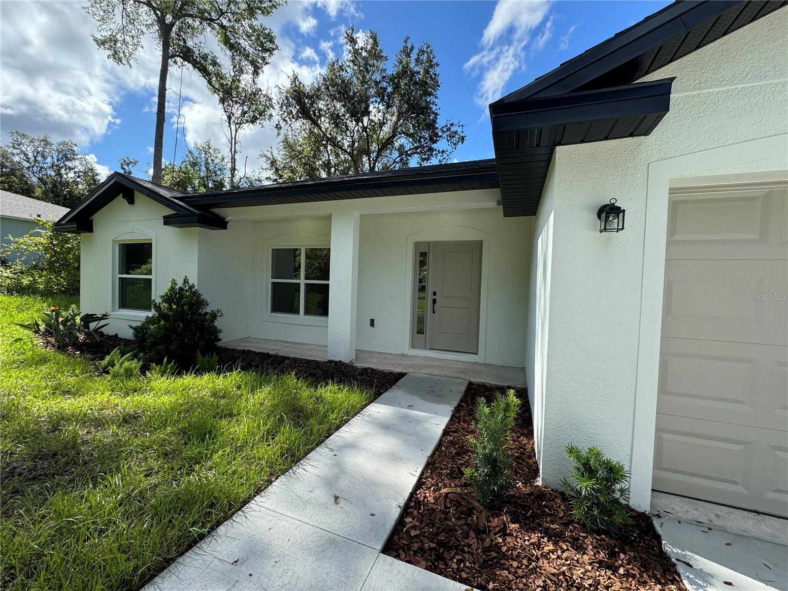 Property Photo:  1340 3rd Street  FL 32763 