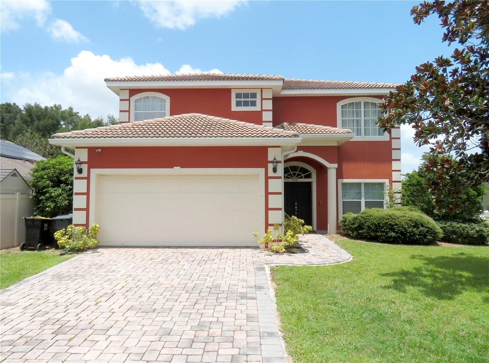 Property Photo:  104 Vista Loop  FL 33897 