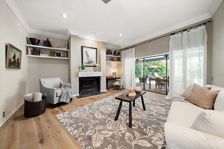 Property Photo: 2418 Summerwood Court FL 34698