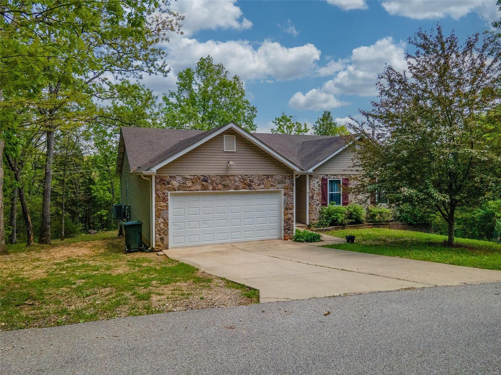 Property Photo:  9508 Bent Tree Drive  MO 63050 