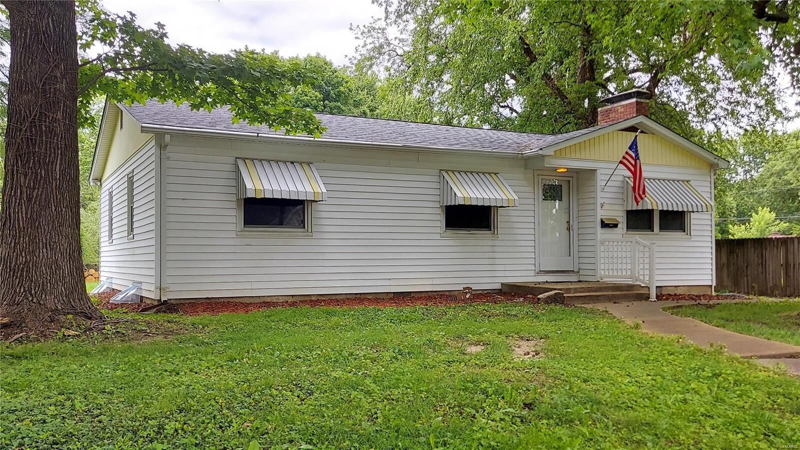 Property Photo:  21 N 78th Street  IL 62223 