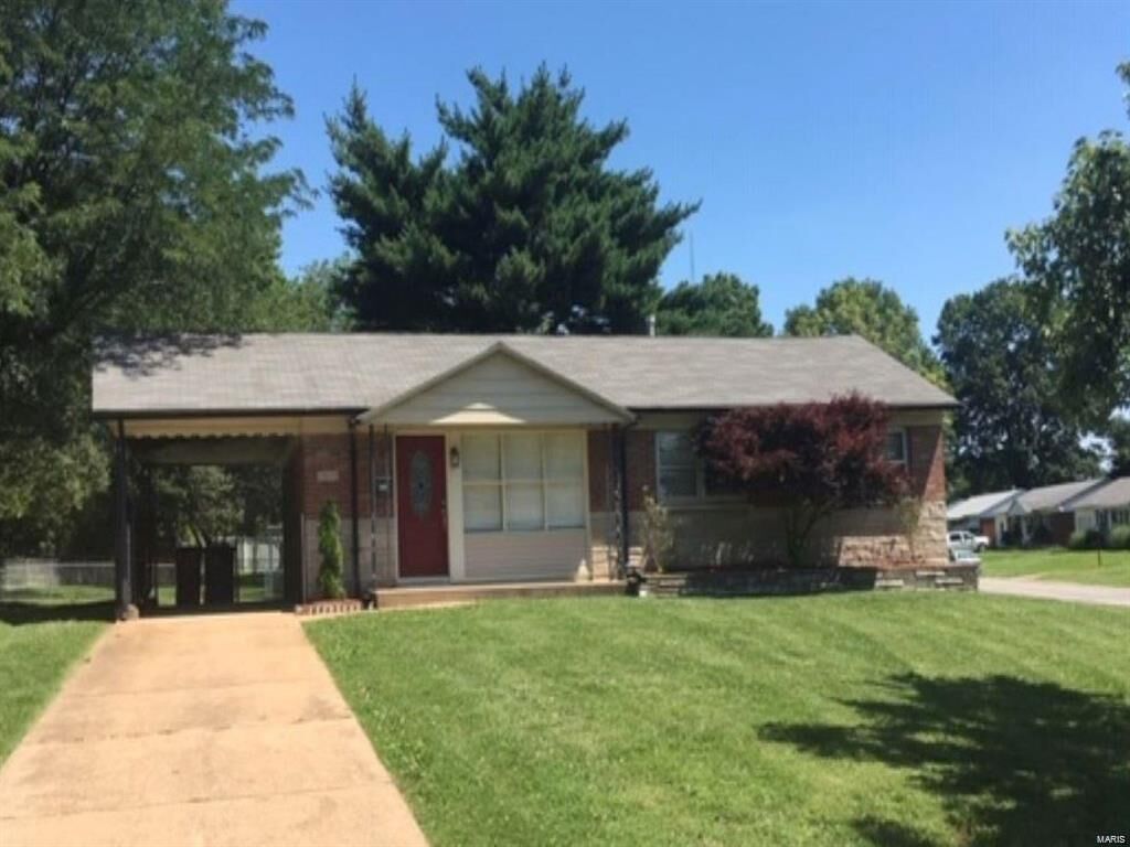 Property Photo:  7931 Birkenhead Drive  MO 63123 