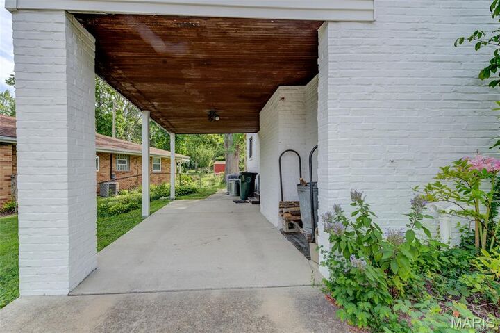 Property Photo:  2336 Rockdale Avenue  MO 63121 