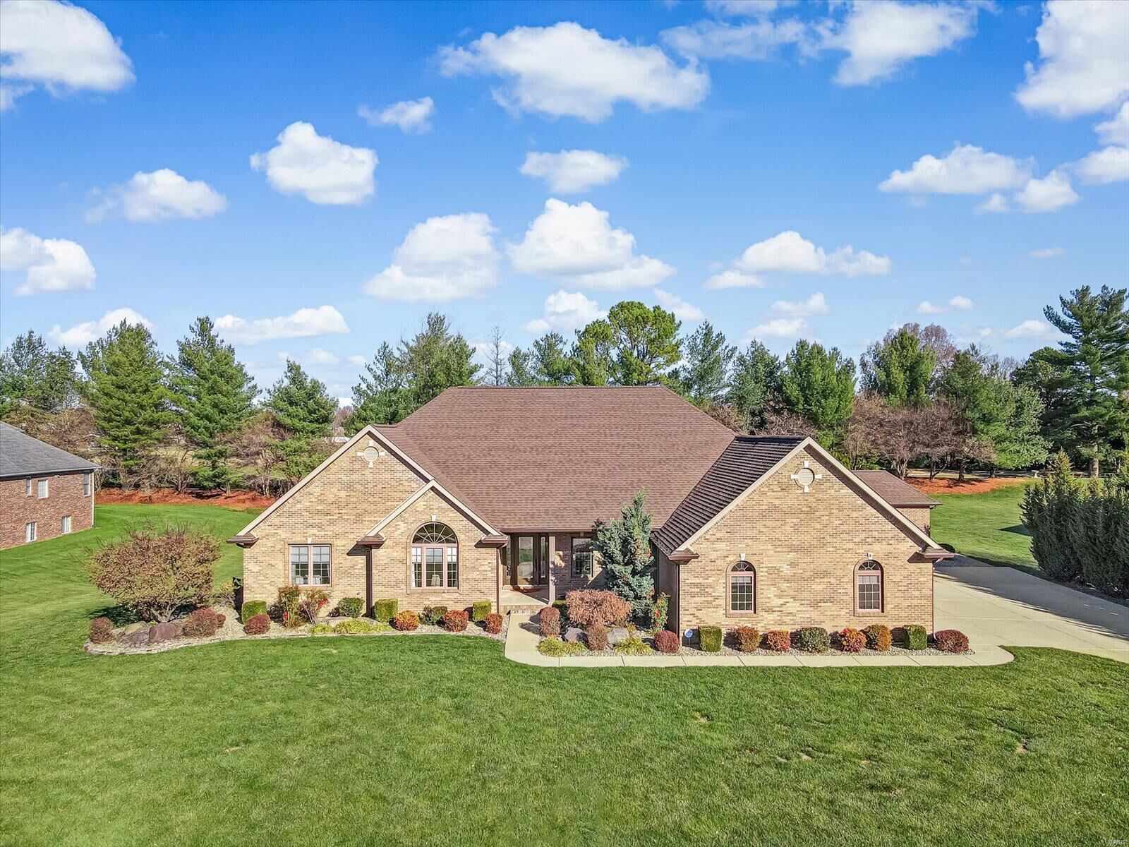 Property Photo:  63 Wolf Creek Drive  IL 62226 
