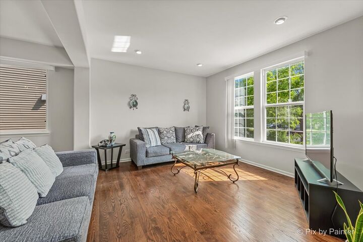 Property Photo:  1312 Wentworth Drive  IL 60020 