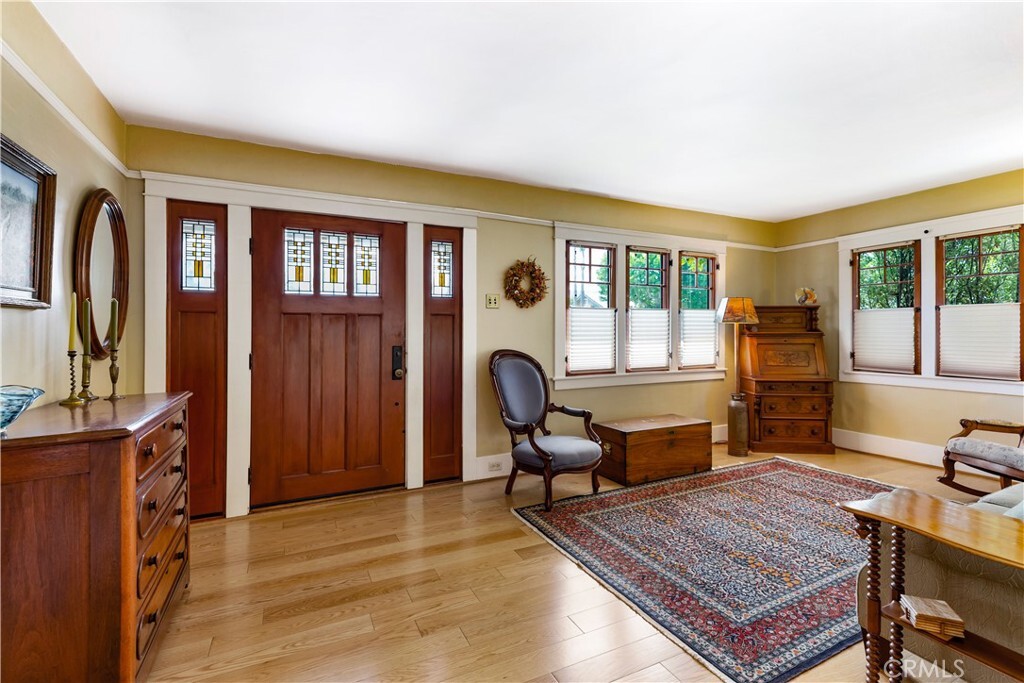 Property Photo: 257 Euclid Avenue CA 90803