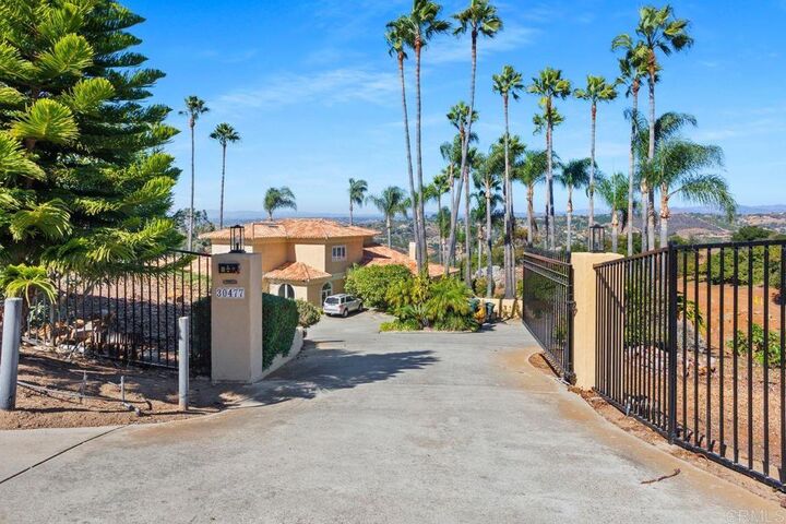 Property Photo: 30477 Via Maria Elena CA 92003
