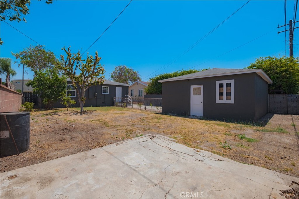 Property Photo:  4829 Walnut Ave  CA 90807 
