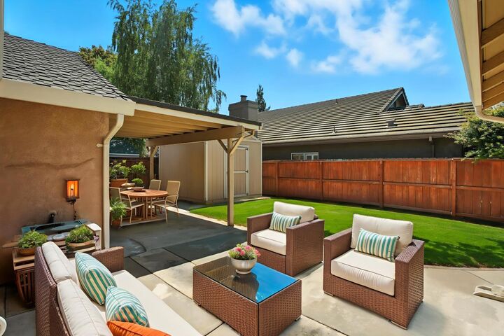 Property Photo:  906 Ranch Road  CA 95632 