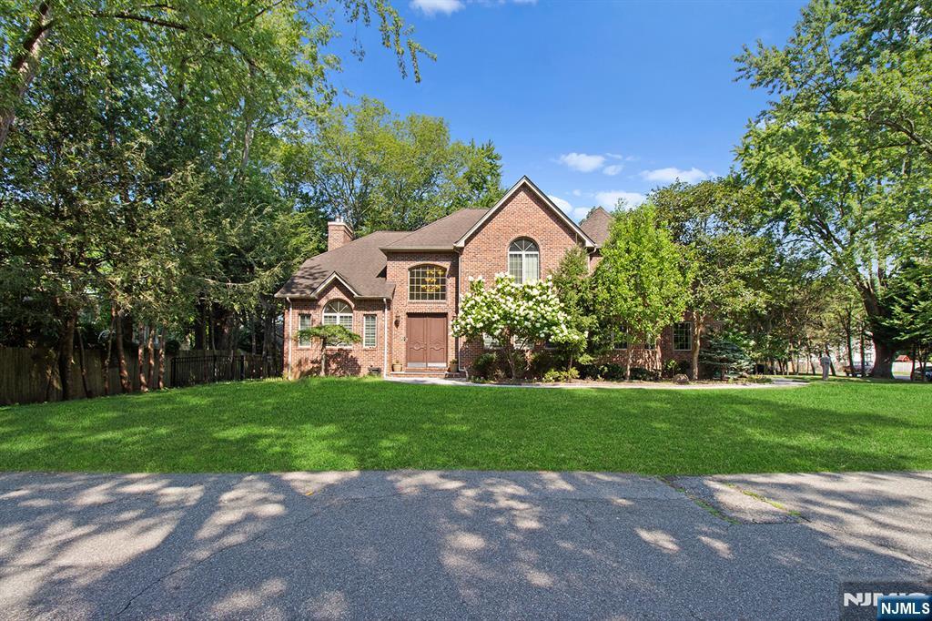 5 Kenyon Court  Norwood NJ 07648 photo