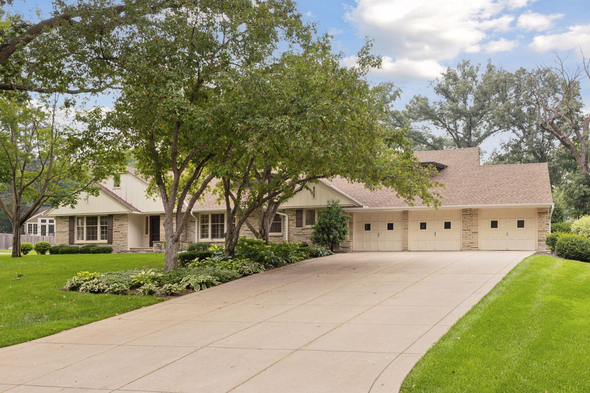 Property Photo: 25 Woodland Road MN 55424
