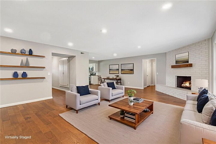 Property Photo: 410 SW 10th Street AR 72712