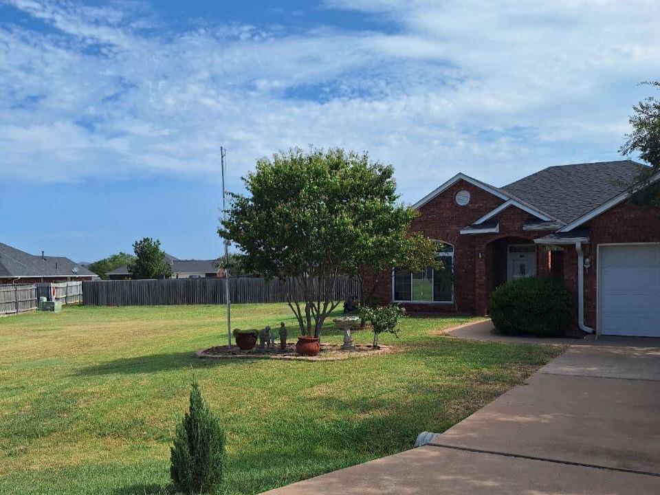 Property Photo:  7 NW Havenshire Circle  OK 73505 