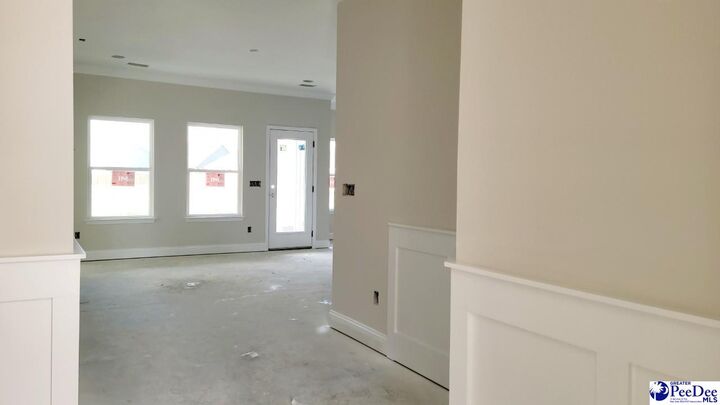 Property Photo: 1039 Wessex SC 29501