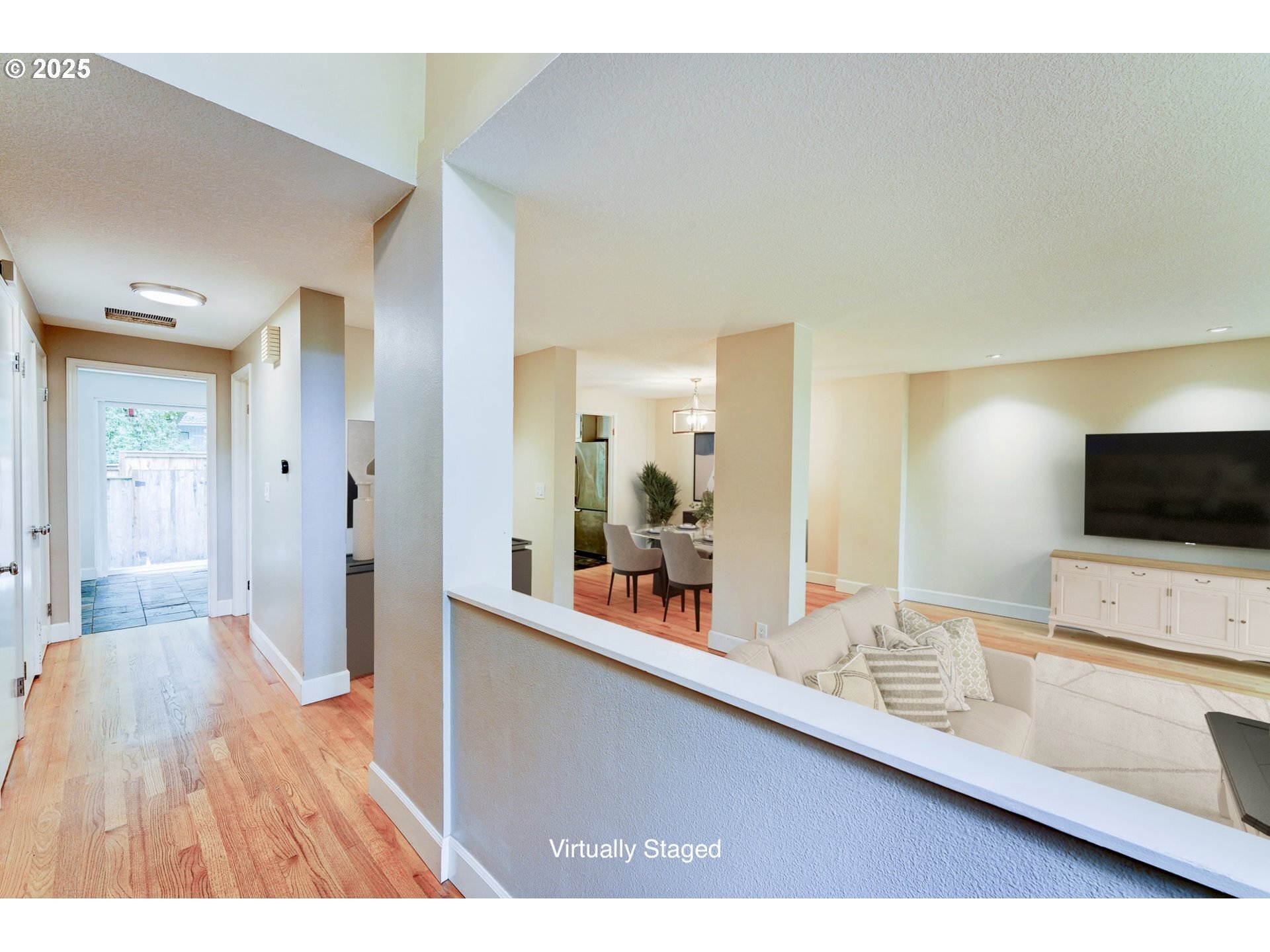 Property Photo: 38 Wheatherstone OR 97035