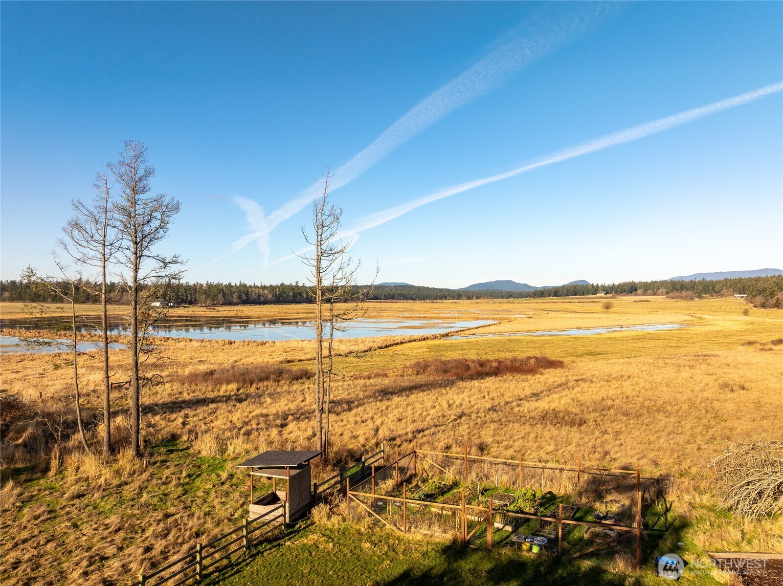 Property Photo: 1372 Bakerview Road WA 98261