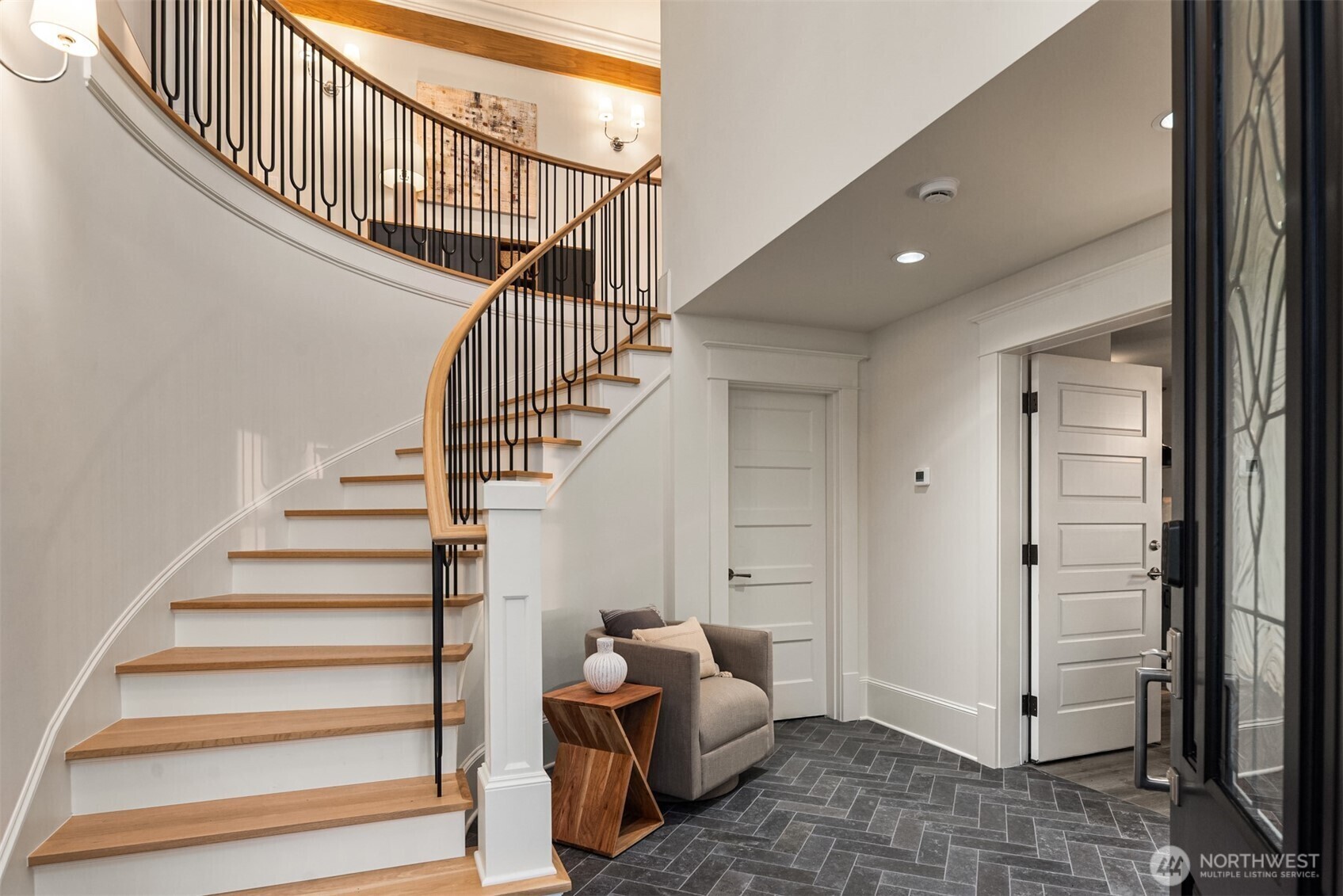 Property Photo: 702 2nd Street S WA 98033