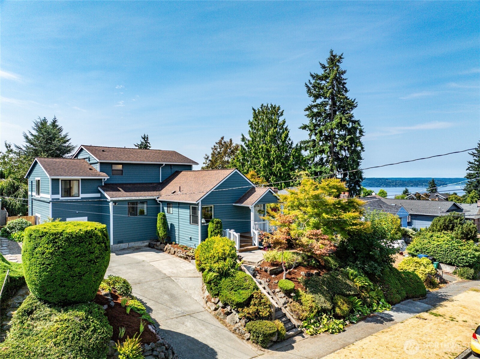 3939 SW Rose Street  Seattle WA 98136 photo