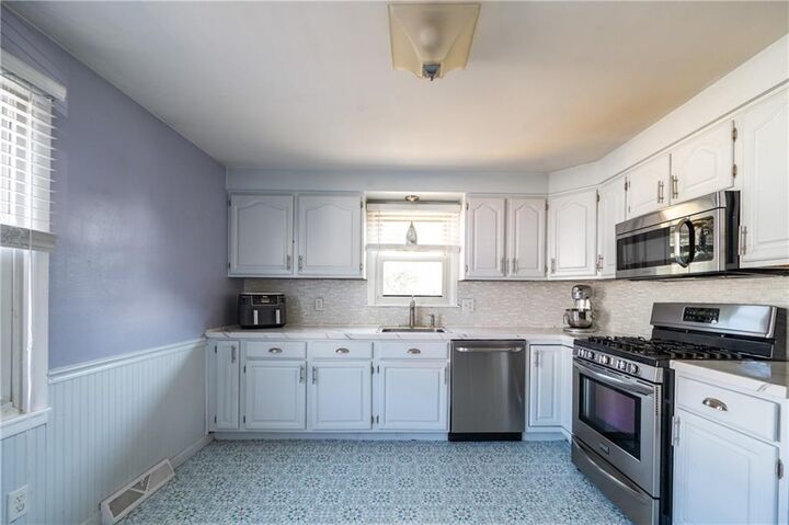 Property Photo:  34 Dearborn Drive  RI 02915 