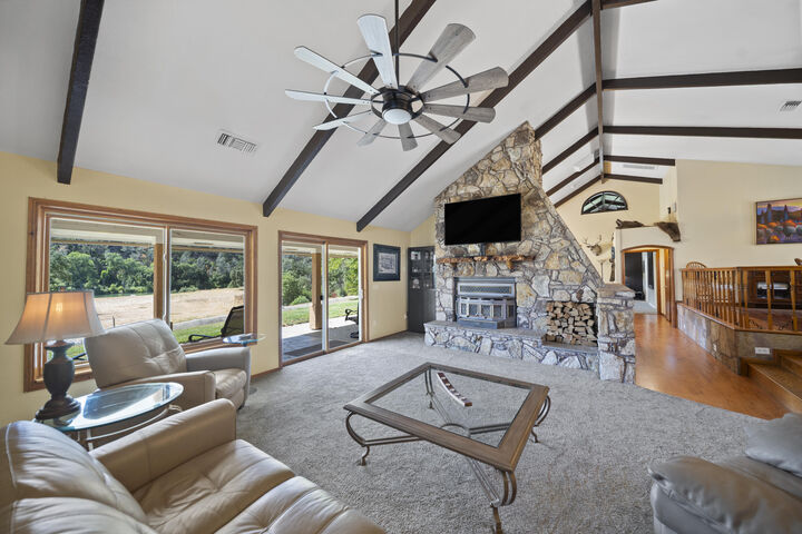Property Photo:  21945 Sunburst Lane  CA 96080 