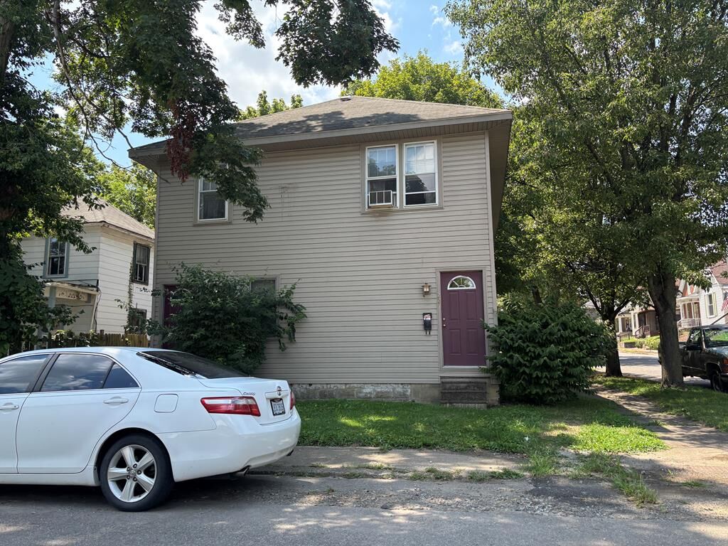 Property Photo: 224/226 Mulberry Street OH 45601