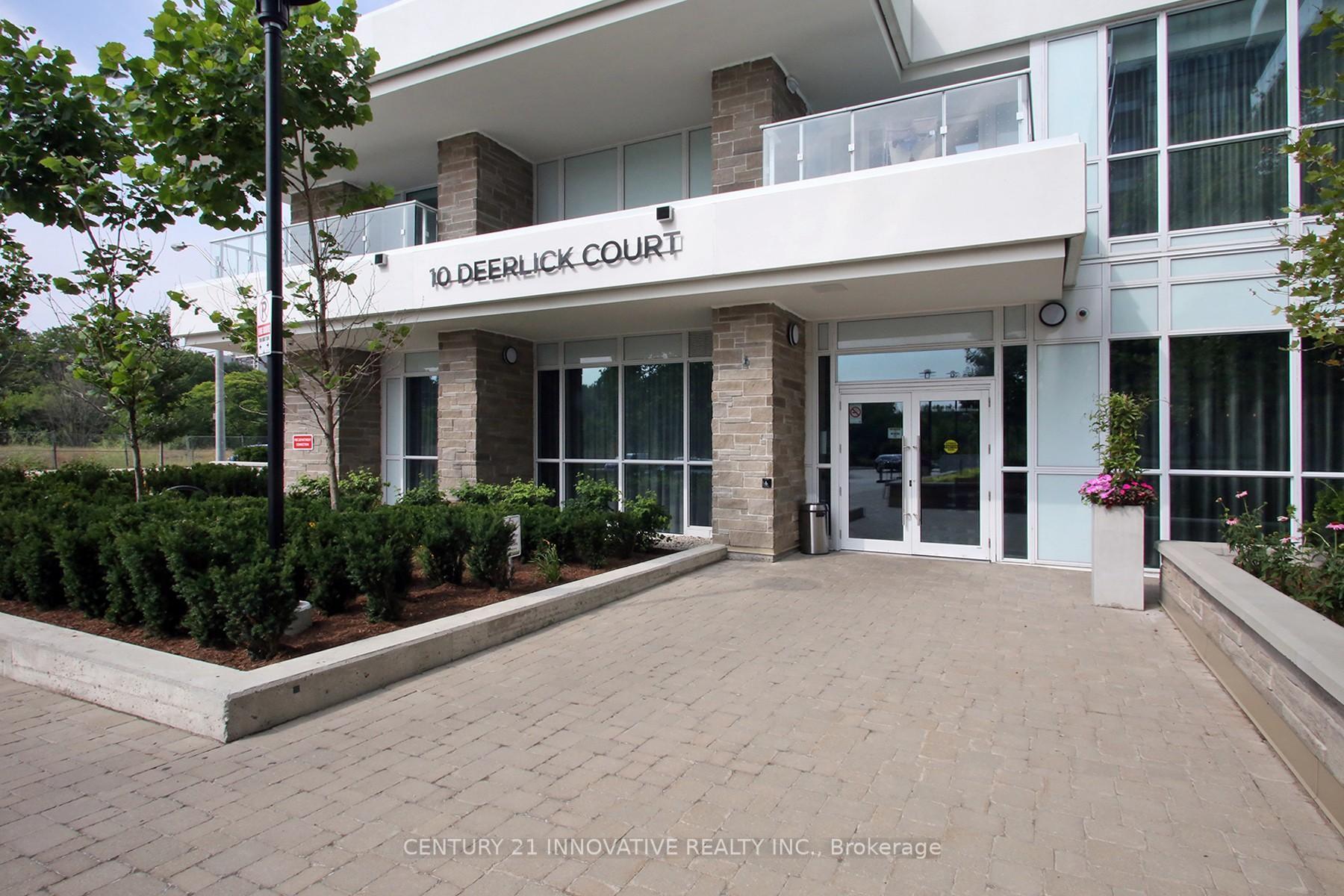 Property Photo: 10 Deerlick Court 2304 ON M3A 0A7