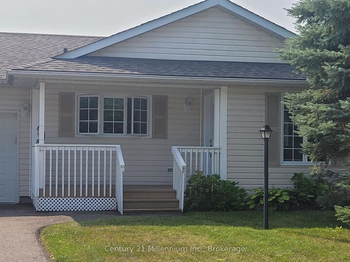 Property Photo:  74 Pennsylvania Avenue  ON L9Z 3A8 