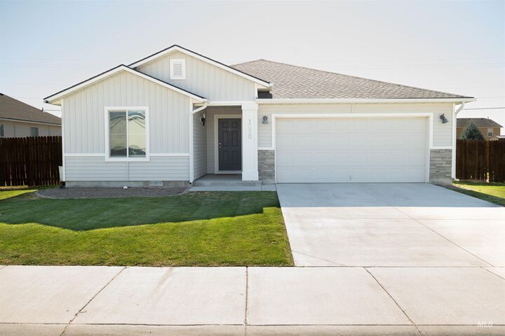 Property Photo:  1680 SW Levant Way  ID 83647 