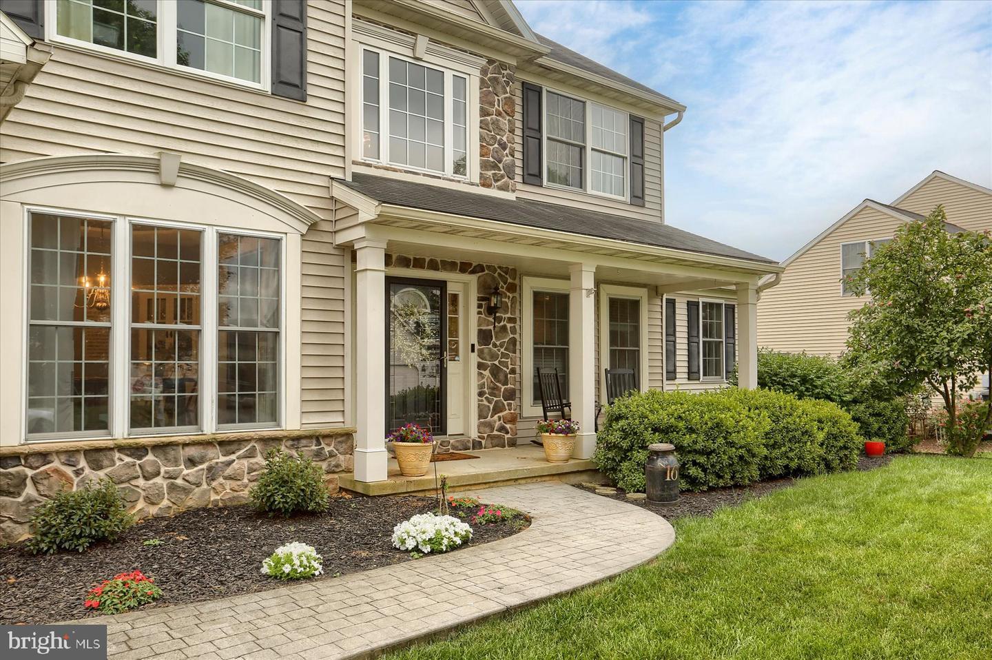 Property Photo: 16 Blackberry Lane PA 17078